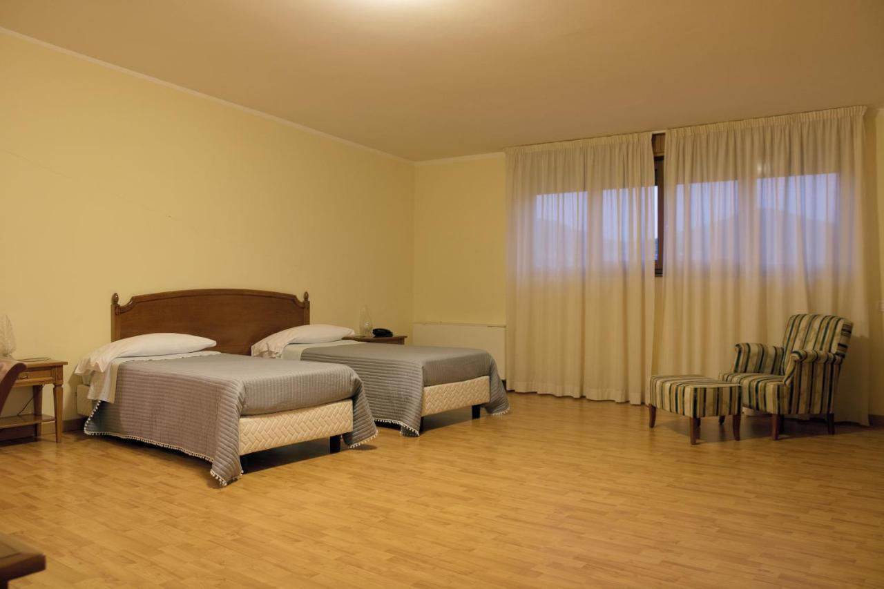 Ruggiero Park Hotel Вало дела Луканиа Екстериор снимка