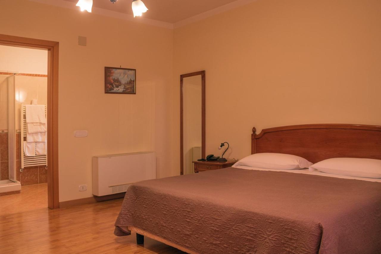 Ruggiero Park Hotel Вало дела Луканиа Екстериор снимка